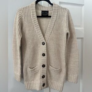 Zara women's Cream Cardigan Sweate